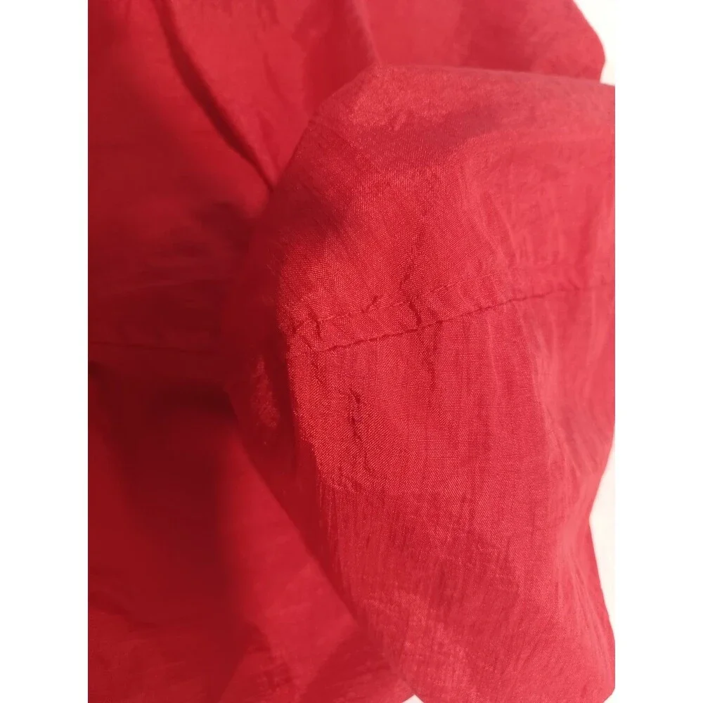 VINTAGE MARLBORO UNLIMITED RED HOODED PACKABLE WINDBREAKER JACKET SIZE LG